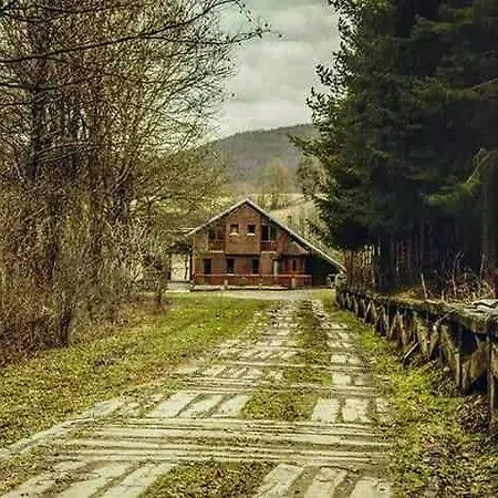 Etno House Moon Bed & Breakfast