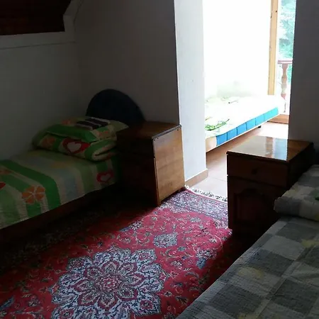 Etno House Moon * Podgorica